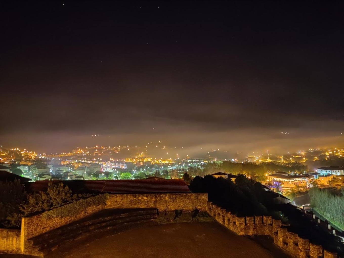 Vista Castelo Bed & Breakfast Serta Luaran gambar