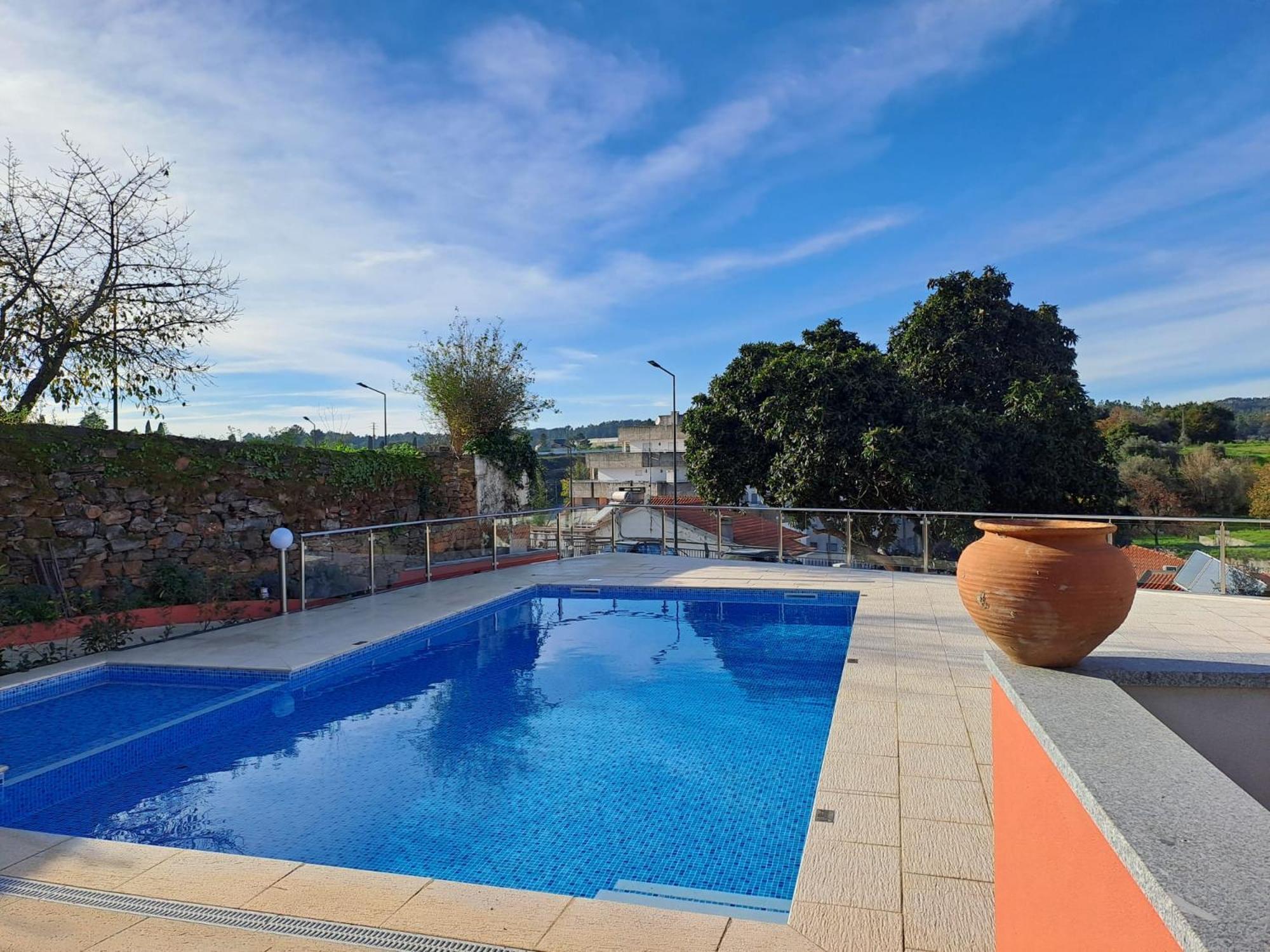 Vista Castelo Bed & Breakfast Serta Luaran gambar
